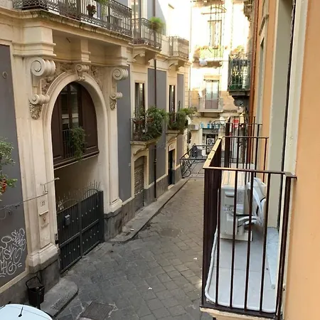 Apartment Vicolo Etnea *